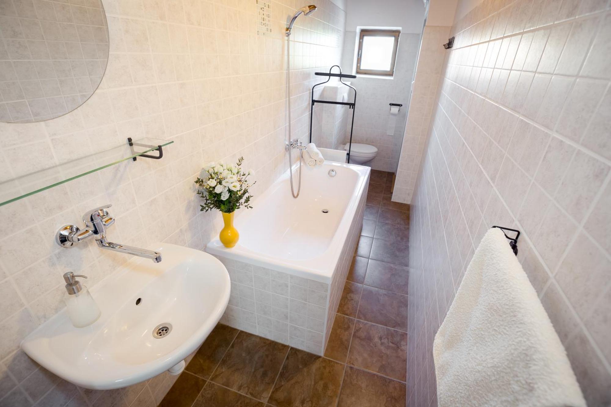Hotel Atlas Ceske Budejovice Room photo